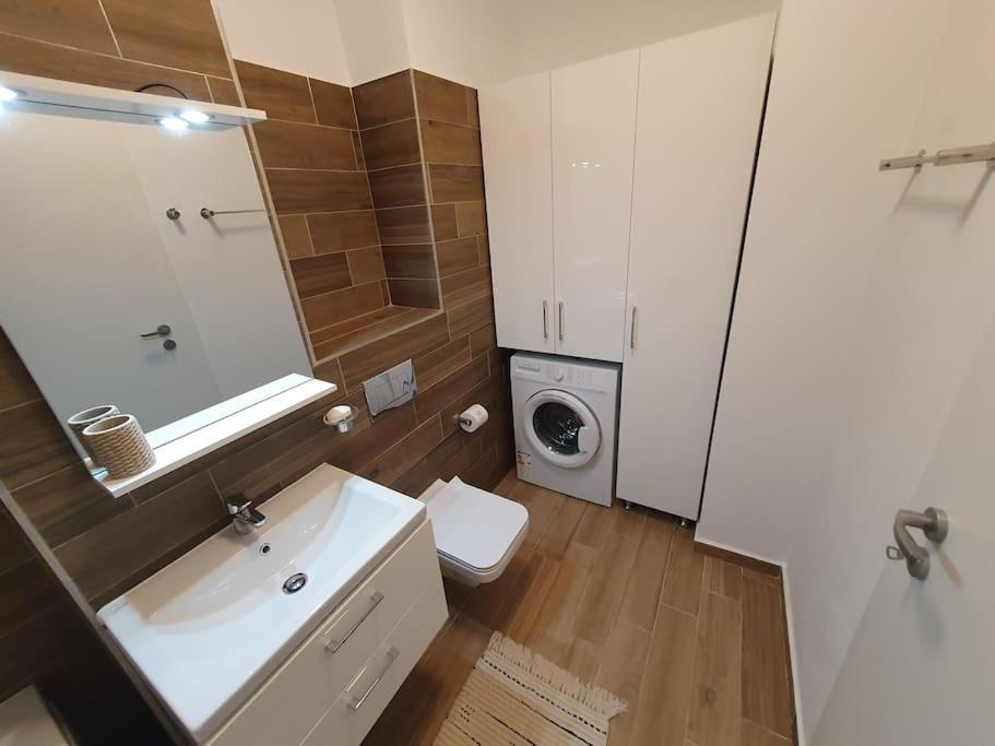 New Luxury Flat Near City Center Apartment Timisoara Exterior photo